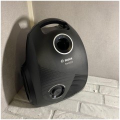 Пылесос Bosch BGBS2LB1 (q)